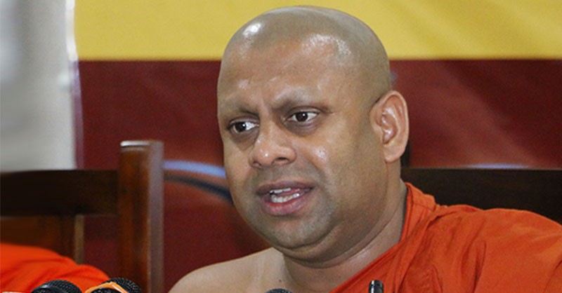 රාජපක්ෂ නිකාය තවත් ගිනි තැබීමකට මුල පුරයි?