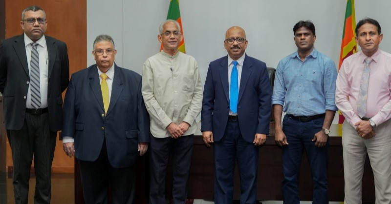 එරාන් සහසුද්දෙන්ම කියා දෙයි
