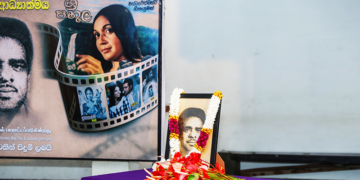 වසර 43කට පසුව නෑ හිතමිතුරන් හමුවී කඳුළු සැලූ මොහොතක්…
