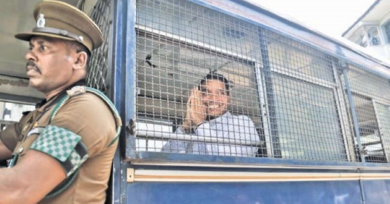 නාමල්ව හොඳටම හිරකර ජොන්ස්ටන් ගෙදර යයි