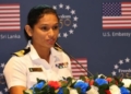 නාවික හමුදාවේ පියුමි කත්‍රිආරච්චි ඇමරිකාවේදී ජයකෙහෙළි නංවයි