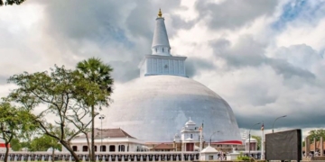 අනුරාධපුරය ගැන බොරු කියන හනුමන්තලාට උත්තර
