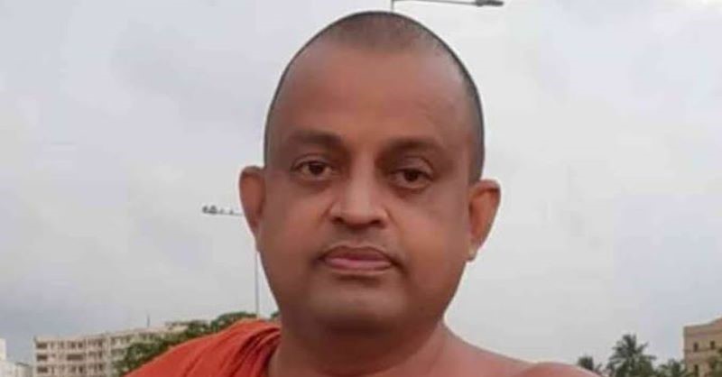සාසනේ කන්න එපා..! – උලපනේ සුමංගල භික්ෂුවට මහජන විරෝධය