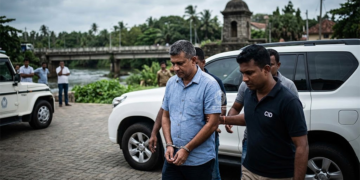லொக்கு பெட்டியின் பிரதான துப்பாக்கிதாரி கொலை: காலி மாவட்ட குற்றப் பிரிவின் முன்னாள் பொறுப்பதிகாரி கைது